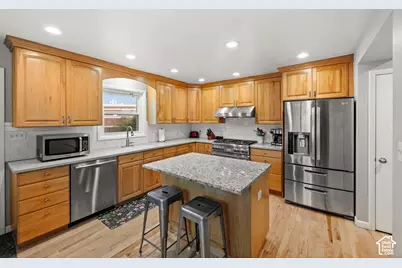 2140 E Westminster Ave S, Salt Lake City, UT 84108 - Photo 9