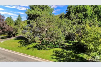 2554 E Woodland Dr S, Uintah, UT 84403 - Photo 91
