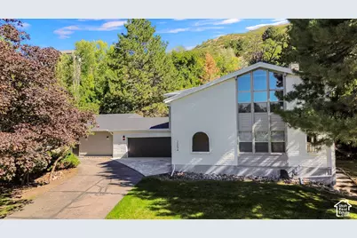 2554 E Woodland Dr S, Uintah, UT 84403 - Photo 3
