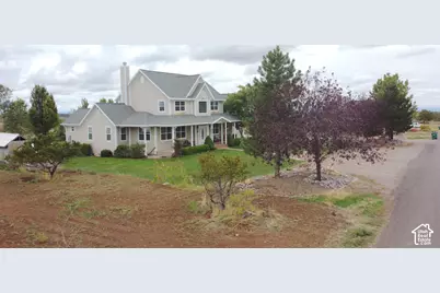 1690 N Pinion Ridge Dr, Blanding, UT 84511 - Photo 55