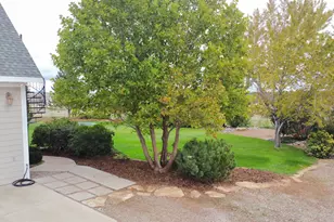 1690 N Pinion Rdg Dr, Blanding, UT 84511 - Photo 43