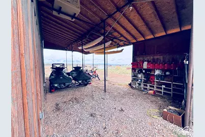 1690 N Pinion Ridge Dr, Blanding, UT 84511 - Photo 53