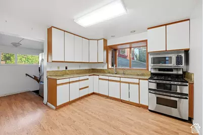 1729 S Lake St, Salt Lake City, UT 84105 - Photo 17