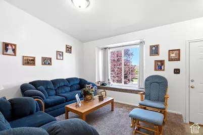 2089 W 1570 N, Clinton, UT 84015 - Photo 5