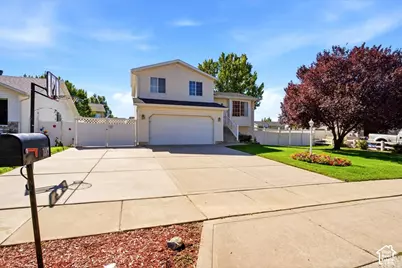 2089 W 1570 N, Clinton, UT 84015 - Photo 3