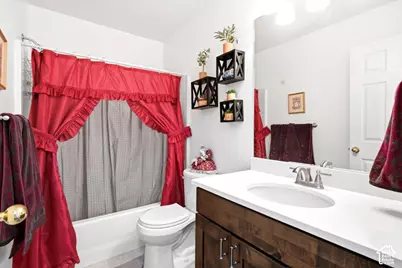 2089 W 1570 N, Clinton, UT 84015 - Photo 21