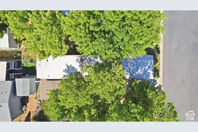 680 N Main St #E-11, Kaysville, UT 84037 - Photo 27