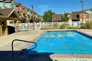 872 N Shepard Crk Pkwy, Farmington, UT 84025 - Photo 29