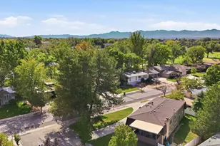 746 E Pontiac Dr, Murray, UT 84107 - Photo 39