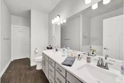 7082 W Oromia View Dr, West Valley, UT 84128 - Photo 15