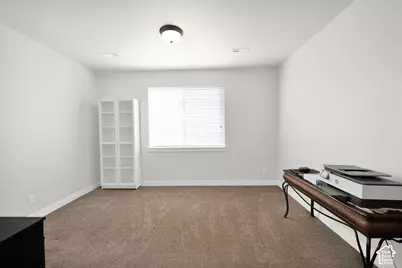 7082 W Oromia View Dr, West Valley, UT 84128 - Photo 11
