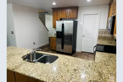 554 N 1510 St W, Lindon, UT 84042 - Photo 9