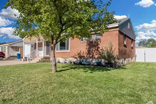 4581 S 150 W, Washington Terrace, UT 84405 - Photo 9
