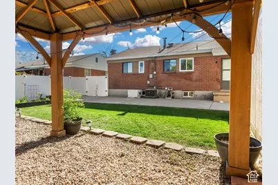 4581 S 150 W, Washington Terrace, UT 84405 - Photo 3