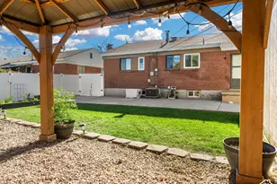 4581 S 150 W, Washington Terrace, UT 84405 - Photo 3