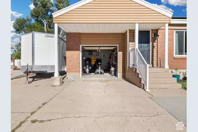 4581 S 150 W, Washington Terrace, UT 84405 - Photo 11