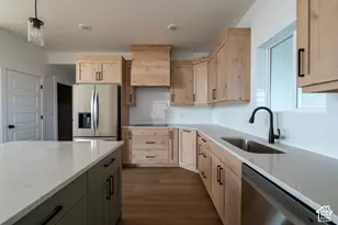 404 E Broderick Wy, Grantsville, UT 84029 - Photo 7