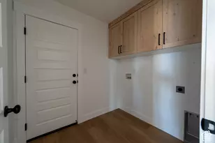 404 E Broderick Wy, Grantsville, UT 84029 - Photo 9