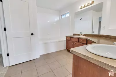 320 N 600 W, Blanding, UT 84511 - Photo 15