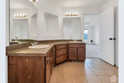 320 N 600 W, Blanding, UT 84511 - Photo 17