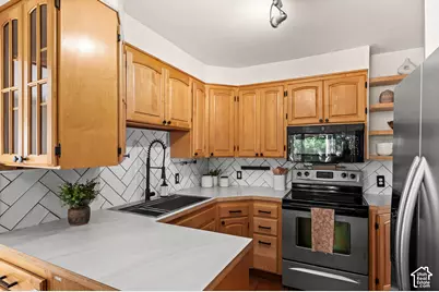 1809 S 2300 E, Salt Lake City, UT 84108 - Photo 7