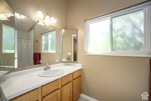 260 E Ashbrook Circle, Midvale, UT 84047 - Photo 19