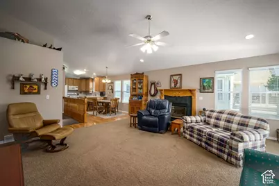 260 E Ashbrook Cir, Midvale, UT 84047 - Photo 13