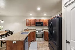 2273 S Knights Way W, West Haven, UT 84401 - Photo 9