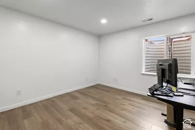 4006 W Heidelberg Ln, West Jordan, UT 84084 - Photo 25