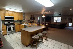 1629 W 11745 S, Riverton, UT 84065 - Photo 5
