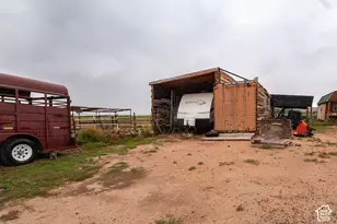 15079 E 5500 S, Randlett, UT 84063 - Photo 7
