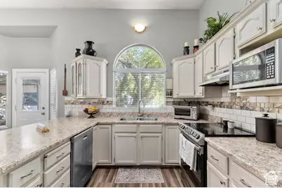 1009 N 470 W, Orem, UT 84057 - Photo 23