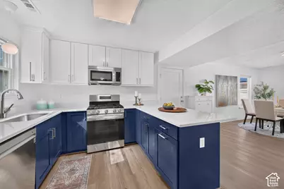 305 N Argyle Ct W, Salt Lake City, UT 84116 - Photo 9
