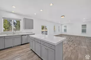 7882 S Grantown Ct W, West Jordan, UT 84088 - Photo 5