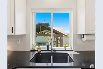 1222 E 300 S, Smithfield, UT 84335 - Photo 11