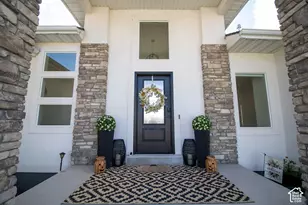 1222 E 300 S, Smithfield, UT 84335 - Photo 3
