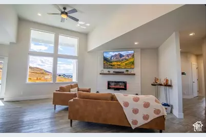 1222 E 300 S, Smithfield, UT 84335 - Photo 7
