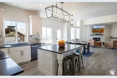 1222 E 300 S, Smithfield, UT 84335 - Photo 9