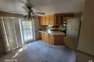 2446 E Sundown Ave S, Cottonwood Heights, UT 84121 - Photo 7