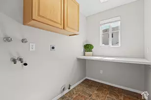 5709 S 2200 W, Roy, UT 84067 - Photo 33