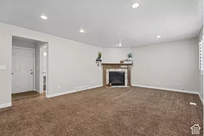 5709 S 2200 W, Roy, UT 84067 - Photo 15