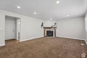 5709 S 2200 W, Roy, UT 84067 - Photo 15