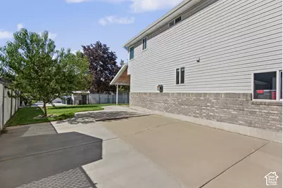 5709 S 2200 W, Roy, UT 84067 - Photo 35