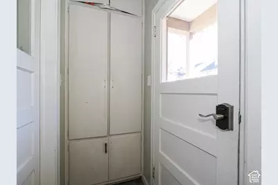 720 N 100 W, Provo, UT 84601 - Photo 23