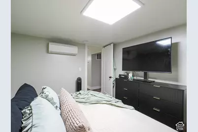 720 N 100 W, Provo, UT 84601 - Photo 31