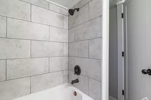 720 N 100 W, Provo, UT 84601 - Photo 35