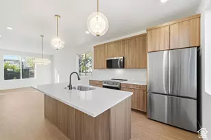 2162 S Lake St, Salt Lake City, UT 84106 - Photo 5