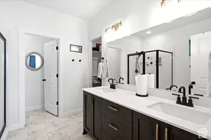 1993 N 2250 W, Farr West, UT 84404 - Photo 9