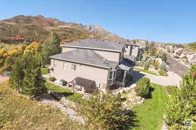 5943 N Robinson Ln W, Mountain Green, UT 84050 - Photo 23