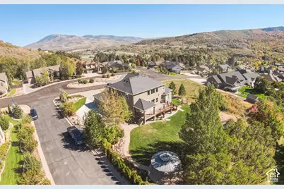 5943 N Robinson Ln W, Mountain Green, UT 84050 - Photo 19